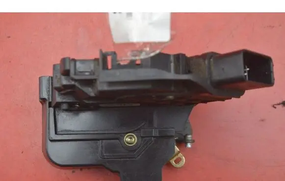 Ford Focus C-MAX Rear door lock 3M5A-R26412-BM