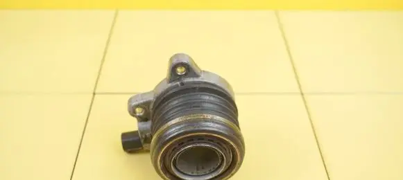 Hyundai Santa Fe Clutch slave cylinder BB41392 D4HB