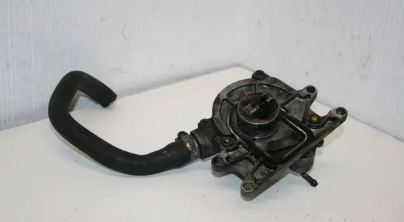 Opel Frontera B Vacuum pump 90531396 0252738