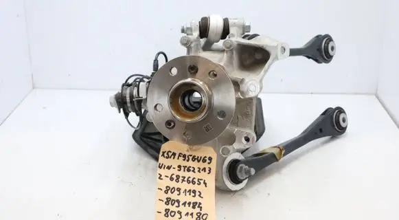 BMW X5M G05 F95 Rear wheel hub spindle/knuckle 6876654MWGK 6876654