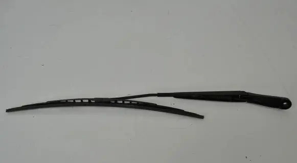 Volkswagen Amarok Windshield/front glass wiper blade 2H1955410