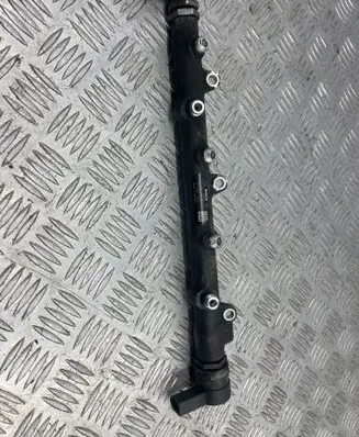 BMW 3 E90 E91 Fuel main line pipe 7787164
