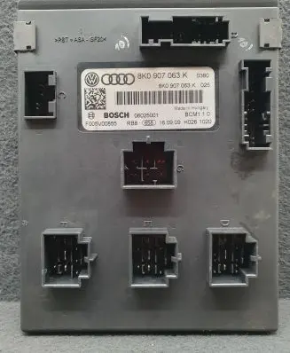 Audi A4 S4 B8 8K Comfort/convenience module 8K0907063K