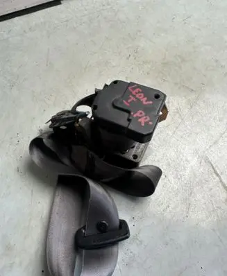 Seat Leon (1M) Front seatbelt 342