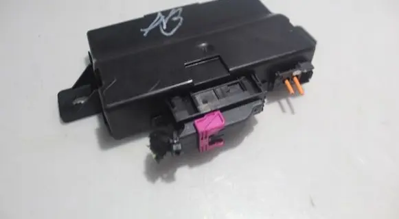 Audi A6 C7 Gateway control module 