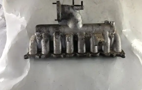 KIA Sorento Intake manifold