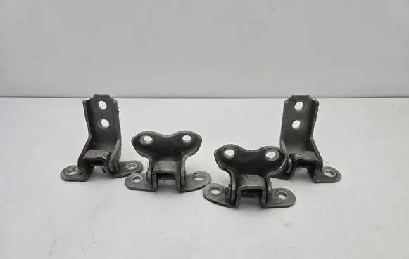 Toyota Auris 150 Front door hinge set 