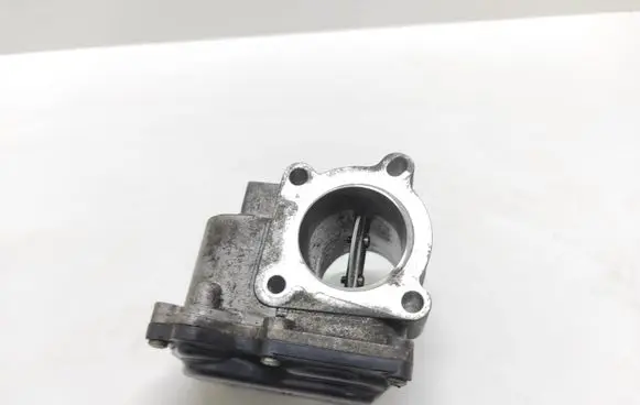 Renault Master III Throttle valve 8200987453 H8200727648