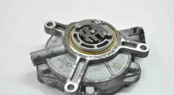 Audi A7 S7 4G Vacuum pump 07L145100F