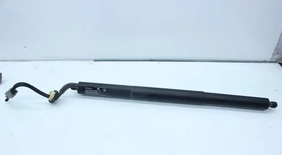 Jeep Cherokee Tailgate/trunk strut/damper 68231345AA