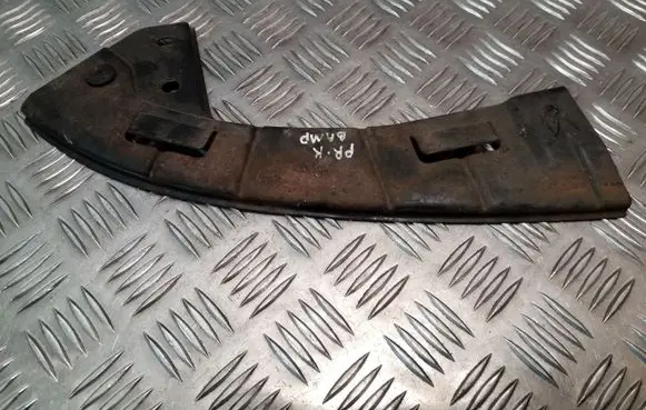 Hyundai Santa Fe Front bumper mounting bracket