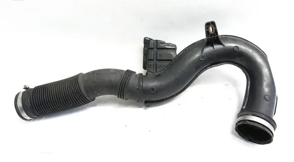 Opel Vivaro Air intake hose/pipe 165755972R