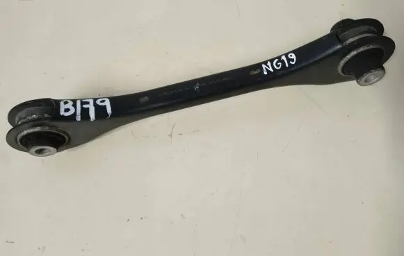 Volkswagen Golf VII Rear control arm 5Q0501529C