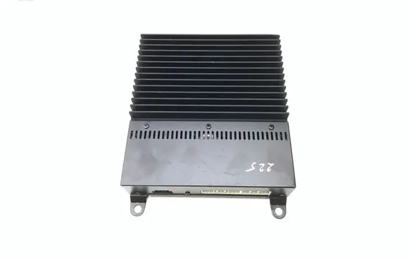 Jaguar XJ X350 Sound amplifier 2R8318C808BA