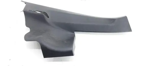 (B) pillar trim (bottom)