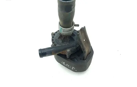 Tesla Model S Electric auxiliary coolant/water pump