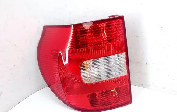 Skoda Yeti (5L) Rear/tail lights 5L0945095 5L0945111