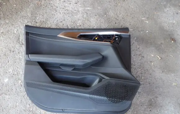Renault Austral Rear door card panel trim