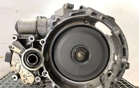 Seat Leon (5F) Manual 5 speed gearbox UAQ