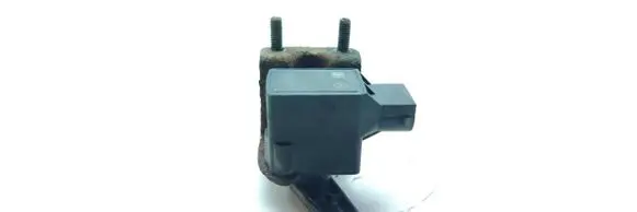 Mercedes-Benz E W211 Air suspension front height level sensor A0105427717