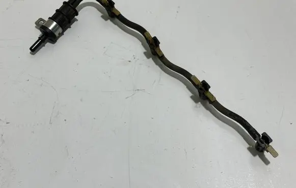Opel Vivaro Fuel return line/hose