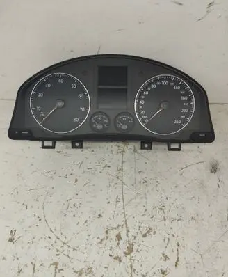 Volkswagen Golf V Speedometer (instrument cluster) 1K0920851N V0021000 VWZ7Z0E1730357