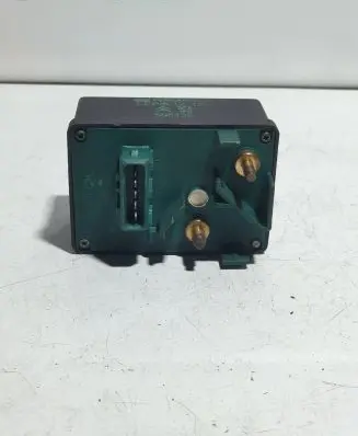 Peugeot 607 Glow plug pre-heat relay 598138