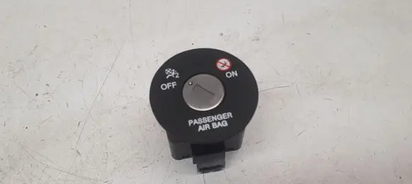 KIA Soul Passenger airbag on/off switch 