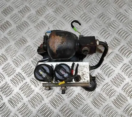 Mercedes-Benz CL C215 Air suspension control unit module (rear) A2203200358 A2203200415