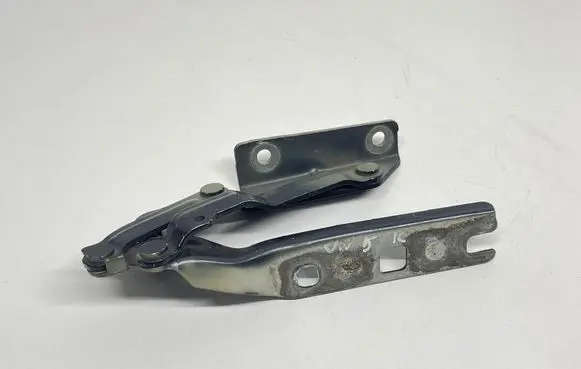 Volkswagen Golf V Engine bonnet/hood hinges 1K0823301C
