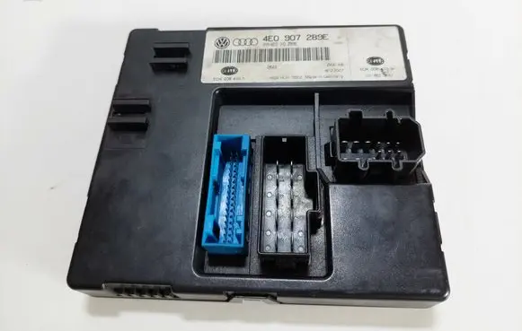 Audi A8 S8 D3 4E Comfort/convenience module 4E0907289E
