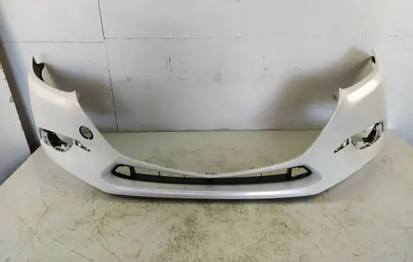 Mazda 3 III Front bumper KF090