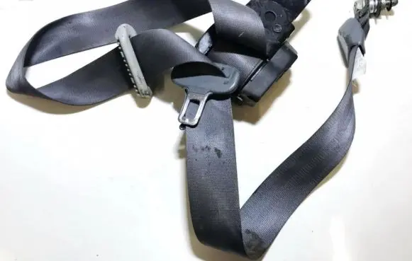Honda Civic Front seatbelt