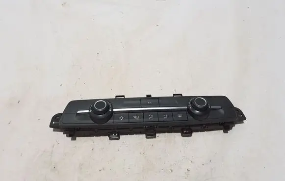 Toyota Proace Air conditioner control unit module 98075413ZD