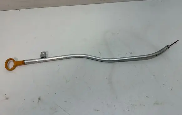 Hyundai Tucson IV NX4 Oil level dip stick