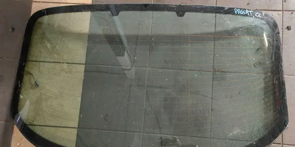 Volkswagen PASSAT CC Rear windscreen/windshield window 118KW