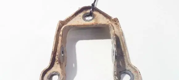 Opel Zafira A Bracket in trunk/boot 