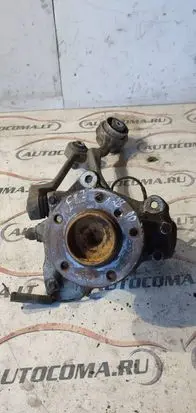 BMW 1 E81 E87 Front wheel hub