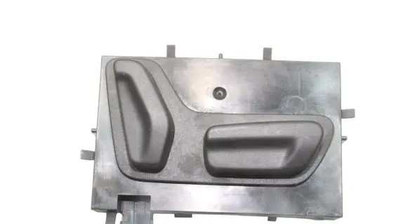 Peugeot RCZ Seat control switch YM15400477