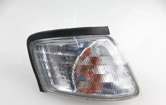 Nissan Primera Front indicator light 183515B
