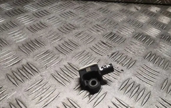 Mercedes-Benz CLA C117 X117 W117 Airbag deployment crash/impact sensor 1668210151 A1668210151