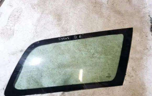 Ford Focus Rear side window