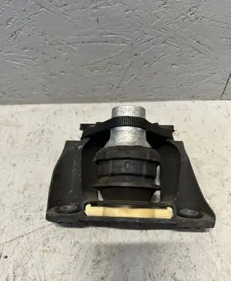 Volvo XC90 Engine mount bracket 326F22 26008 ENAC46000DF