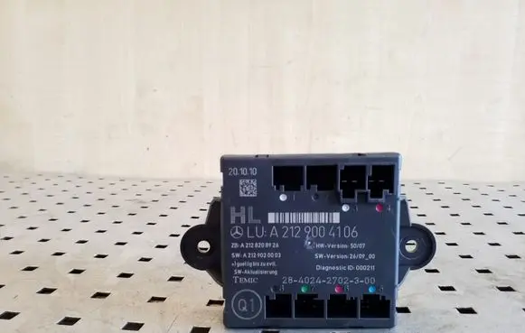 Mercedes-Benz C W204 Door control unit/module A2129004106