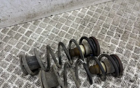 Chrysler Grand Voyager V Rear coil spring 04670589AA