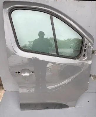 Renault Trafic III (X82) Front door 801005445R