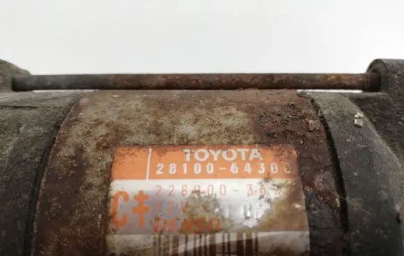 Toyota RAV 4 (XA20) Starter motor 2280003622