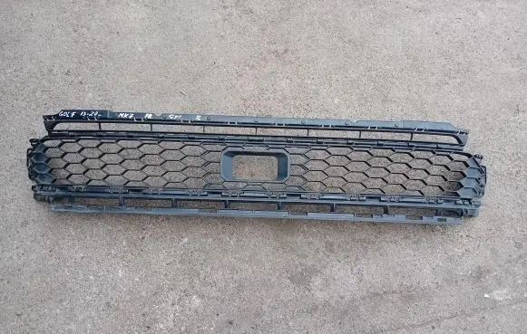 Volkswagen e-Golf Front bumper lower grill 5G0853677K 5G0853631D