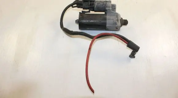 Volkswagen PASSAT CC Starter motor 02E911024A