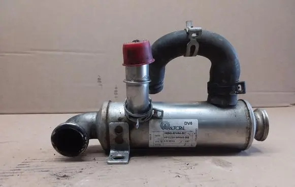 Ford Focus EGR valve cooler 3M5Q9F464BC